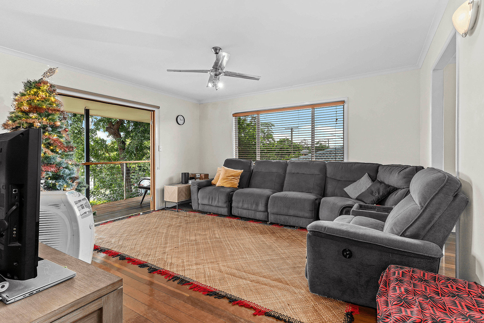 9 Crescent Court, ALBANY CREEK, QLD 4035