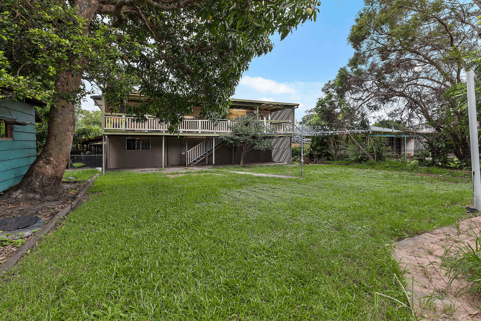 9 Crescent Court, ALBANY CREEK, QLD 4035