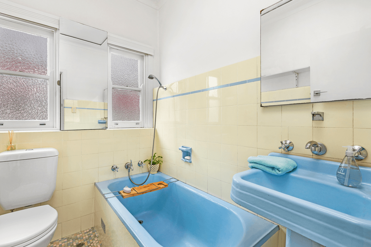 77 Wakehurst Parkway, Seaforth, NSW 2092