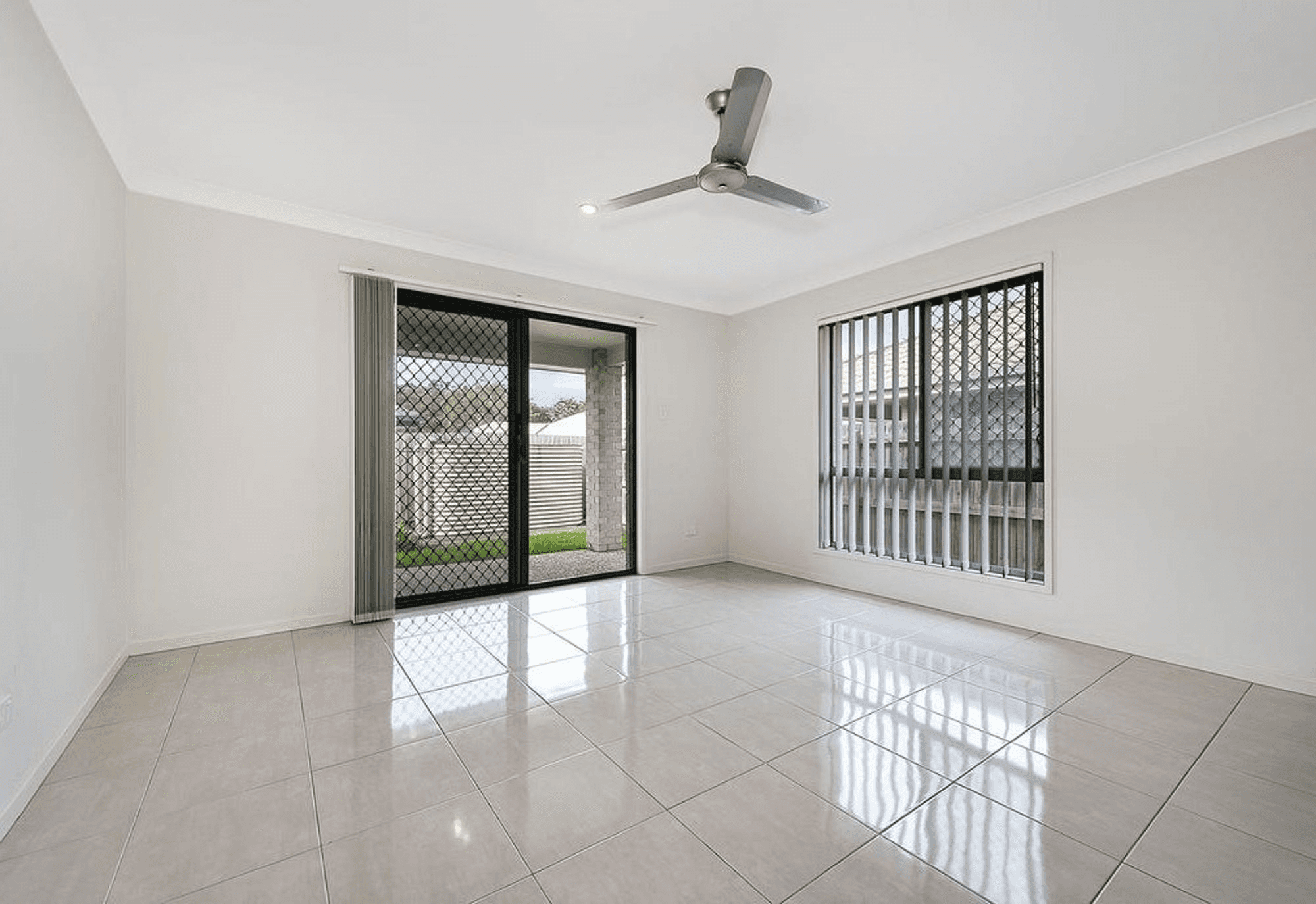 1/17 Birchgrove Crescent, KALLANGUR, QLD 4503
