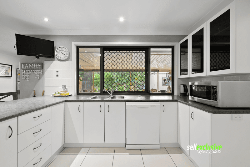 21 May Street, Godwin Beach, QLD 4511