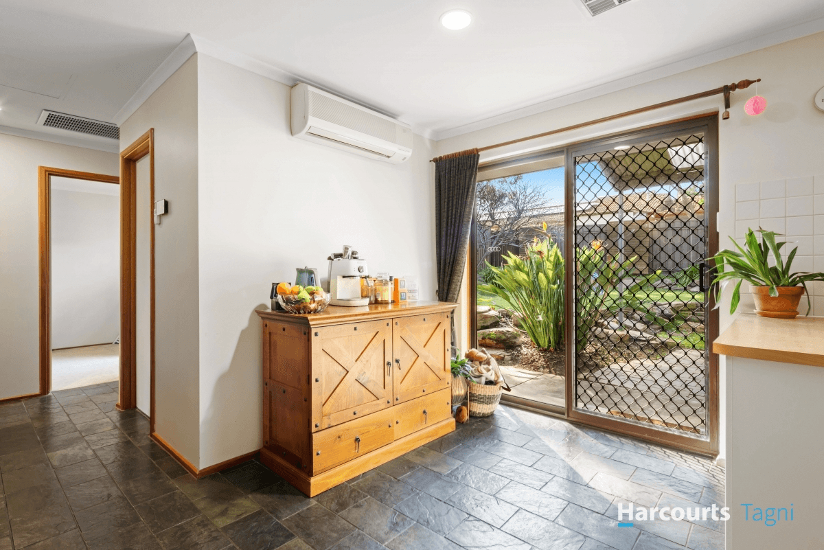 12 Maralyn Court, ABERFOYLE PARK, SA 5159