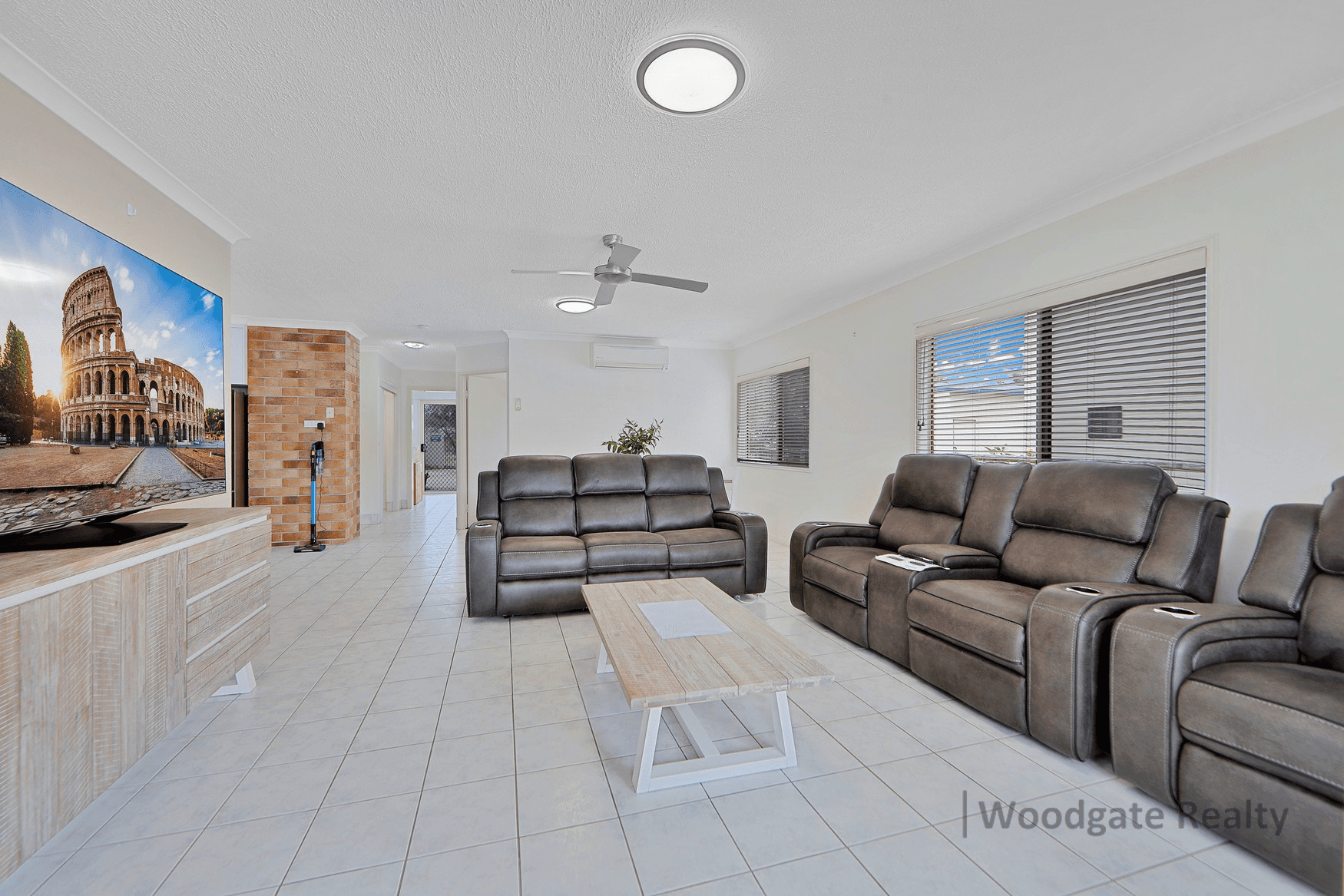 2/29 BARRAMUNDI DRIVE, WOODGATE, QLD 4660