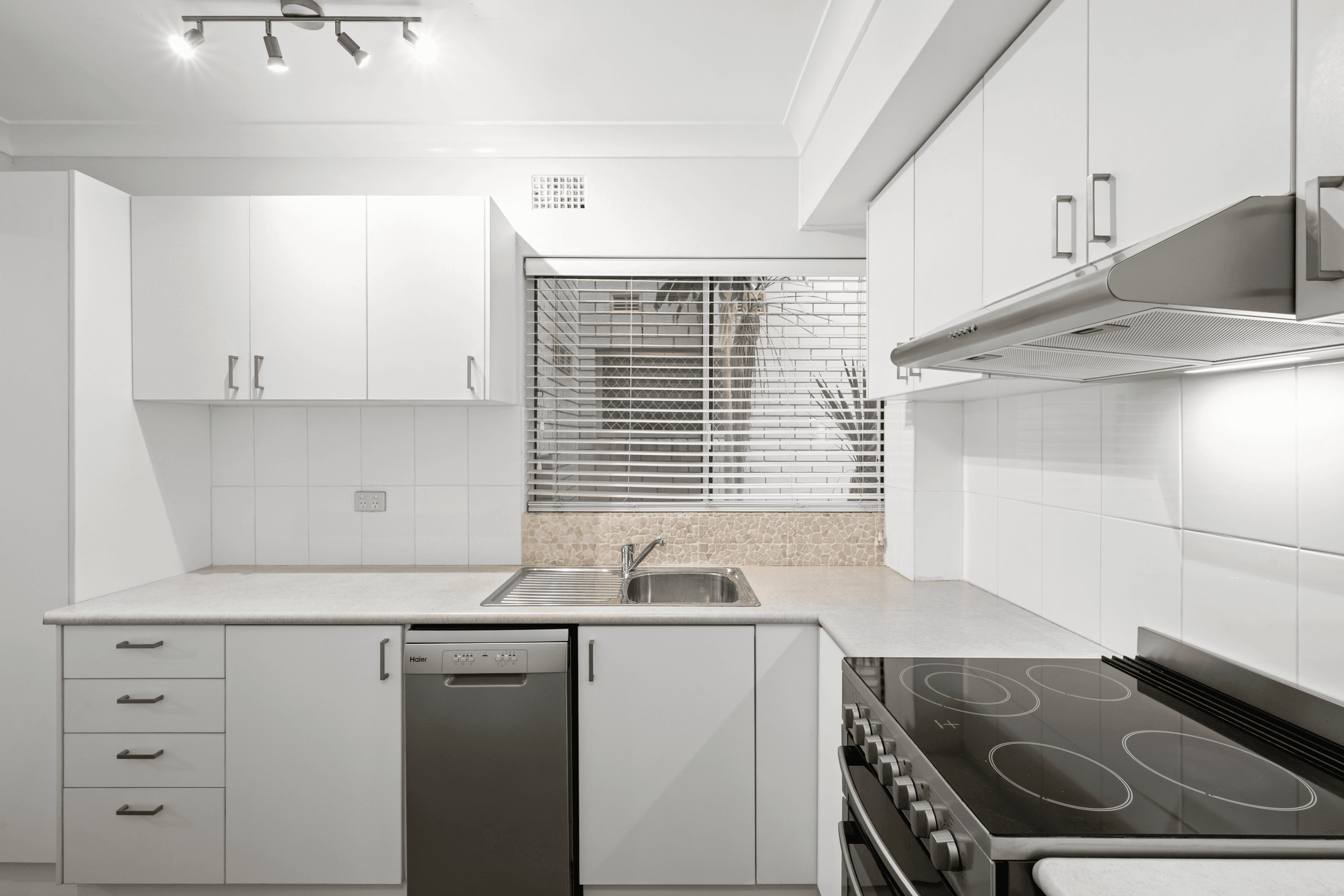 2/1187 Pittwater Road, COLLAROY, NSW 2097