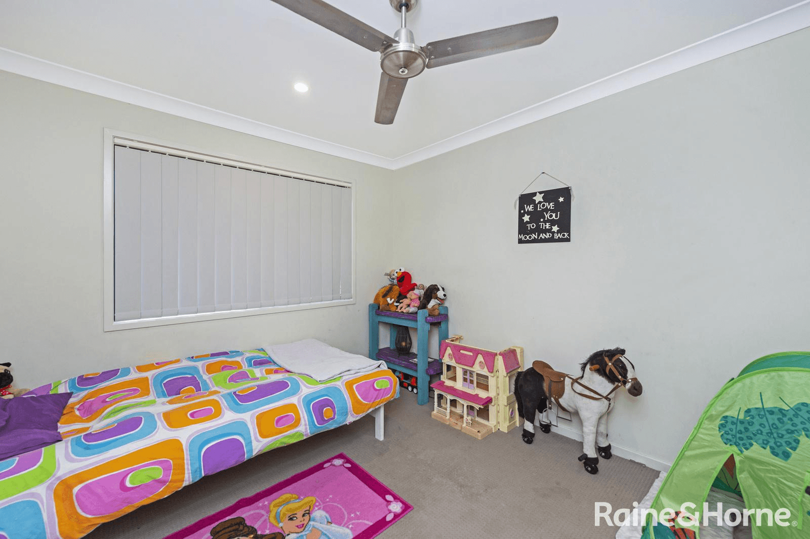 35 Phoebe Way, GLENEAGLE, QLD 4285