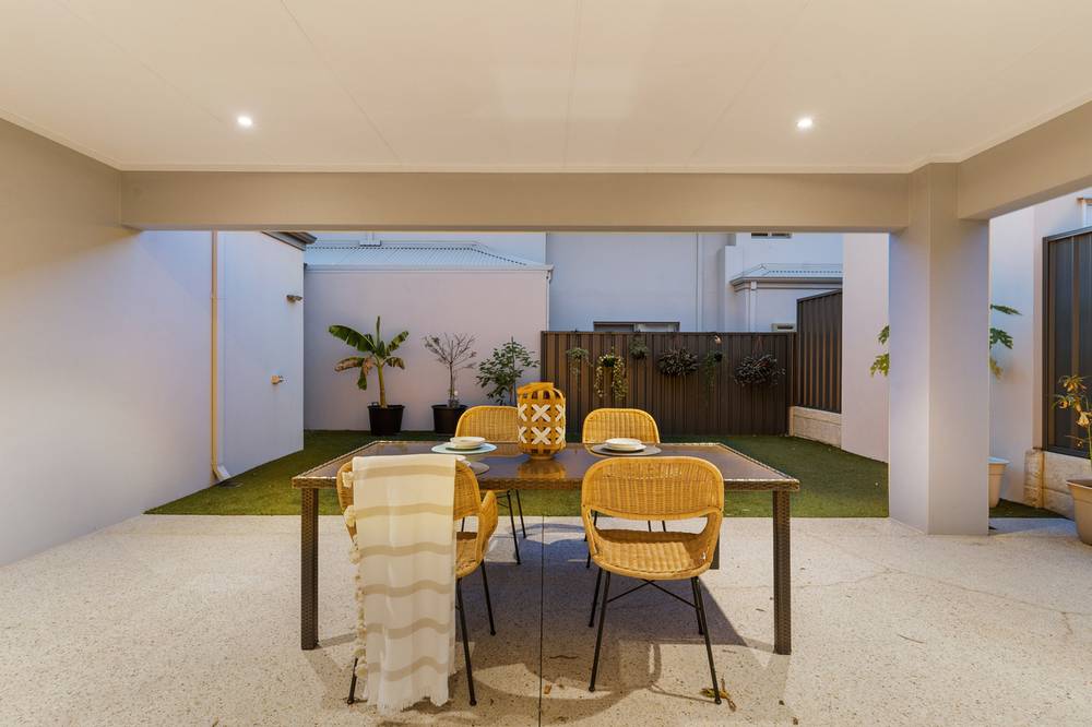 21B Portree Way, ARDROSS, WA 6153