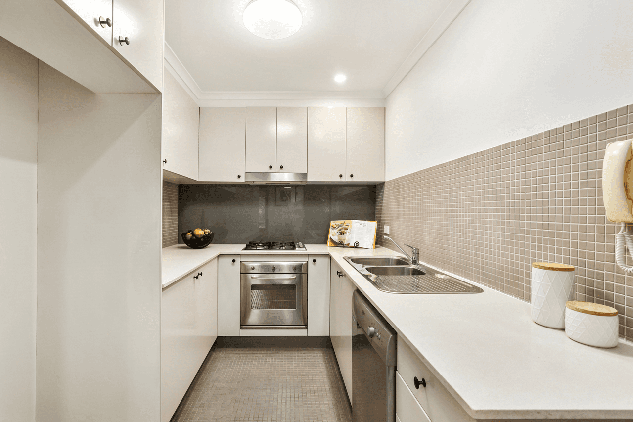 15/35-43 Dalley Street, Queenscliff, NSW 2096