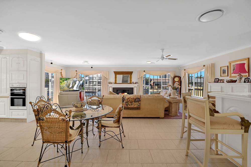 75 Admiralty Drive, Paradise Waters, QLD 4217