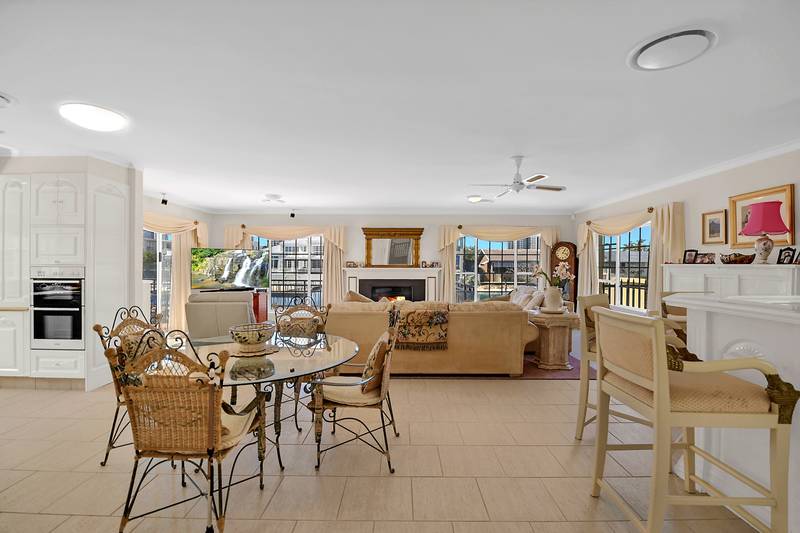 75 Admiralty Drive, Paradise Waters, QLD 4217