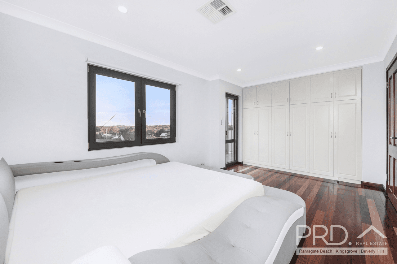 30 Rainbow Parade, PEAKHURST HEIGHTS, NSW 2210