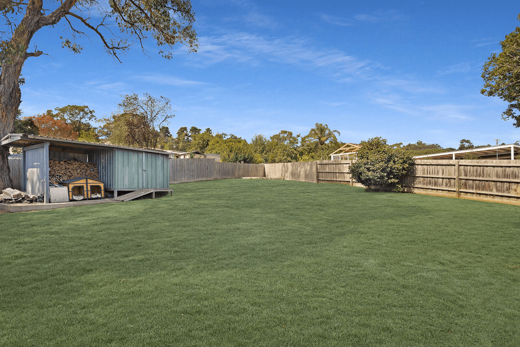 8 Stephen Road, WANDIN NORTH, VIC 3139