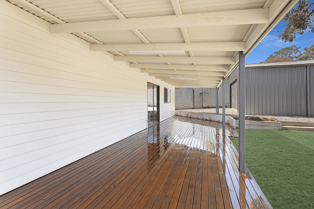 8 Stephen Road, WANDIN NORTH, VIC 3139