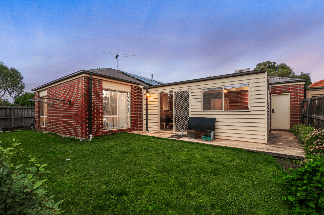 17 Nighthawk Boulevard, SOUTH MORANG, VIC 3752