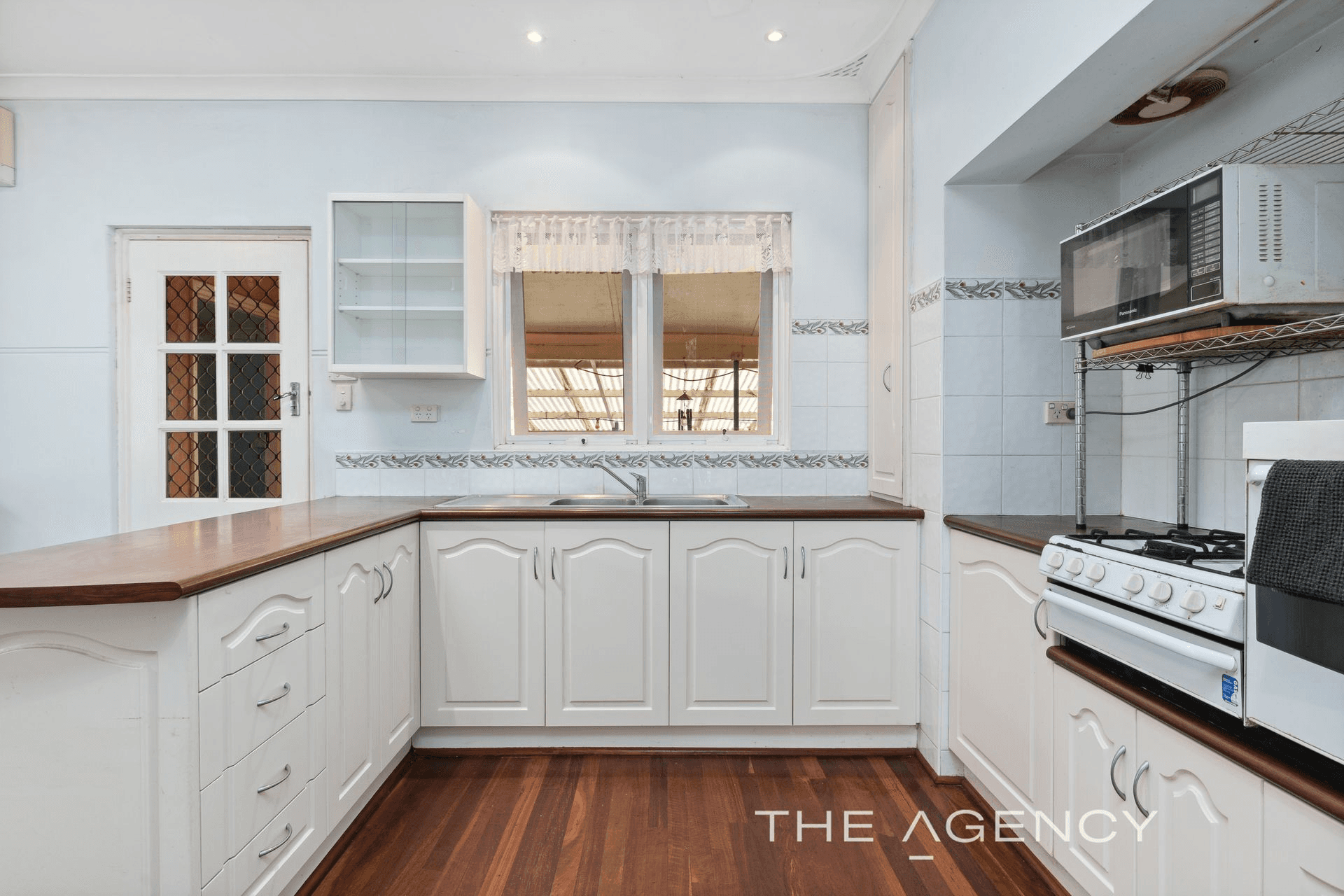 21 East Terrace, Kalamunda, WA 6076