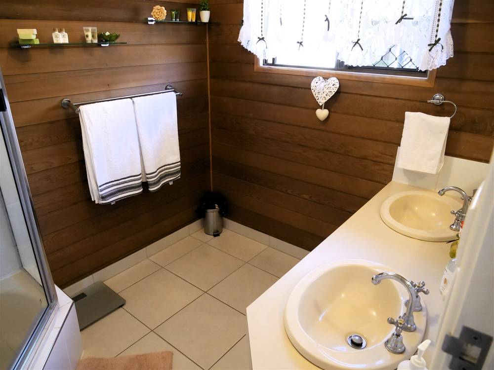 50 Gaffel Street, SVENSSON HEIGHTS, QLD 4670