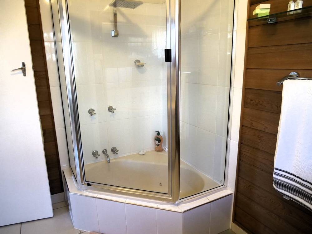 50 Gaffel Street, SVENSSON HEIGHTS, QLD 4670