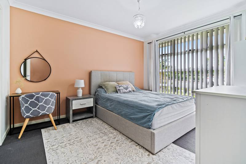 68 Civic Way, ORAN PARK, NSW 2570