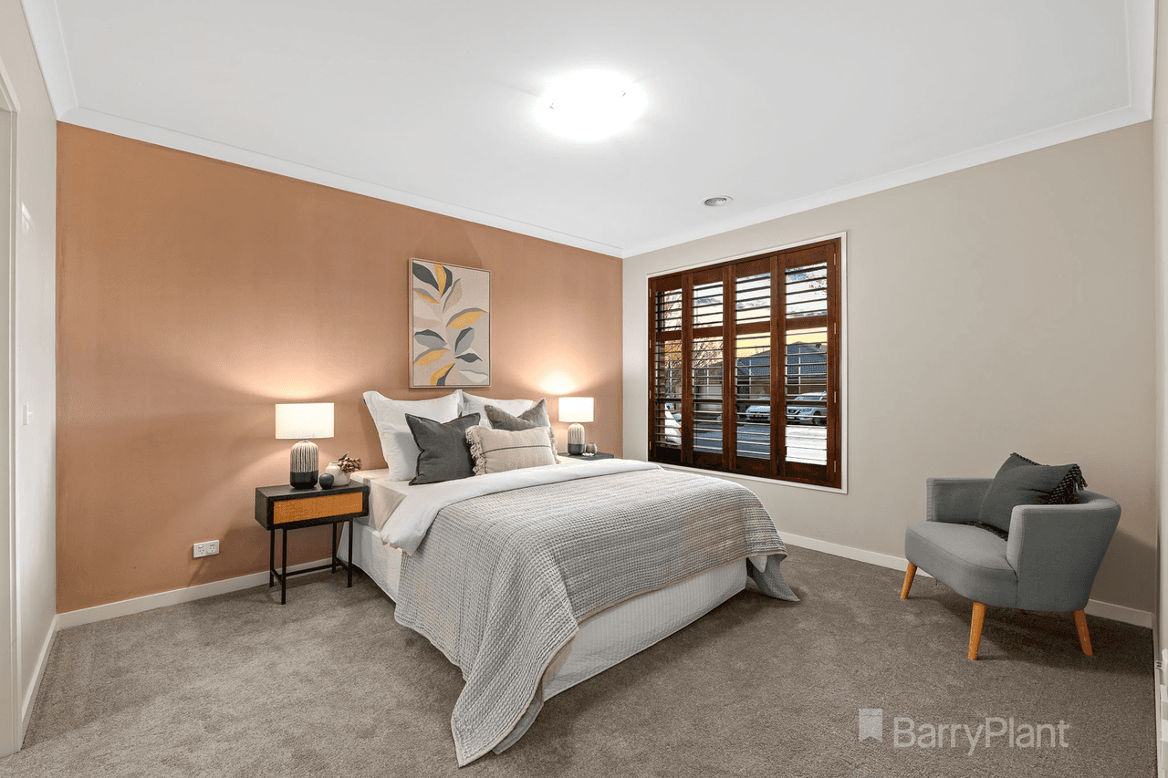 5 Gidran Way, Clyde North, VIC 3978