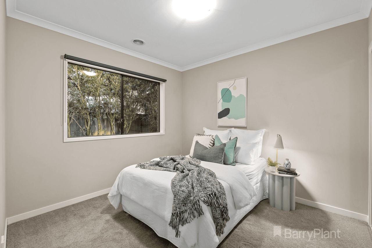 5 Gidran Way, Clyde North, VIC 3978