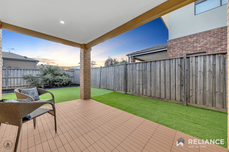 16 Runlet Drive, Point Cook, VIC 3030