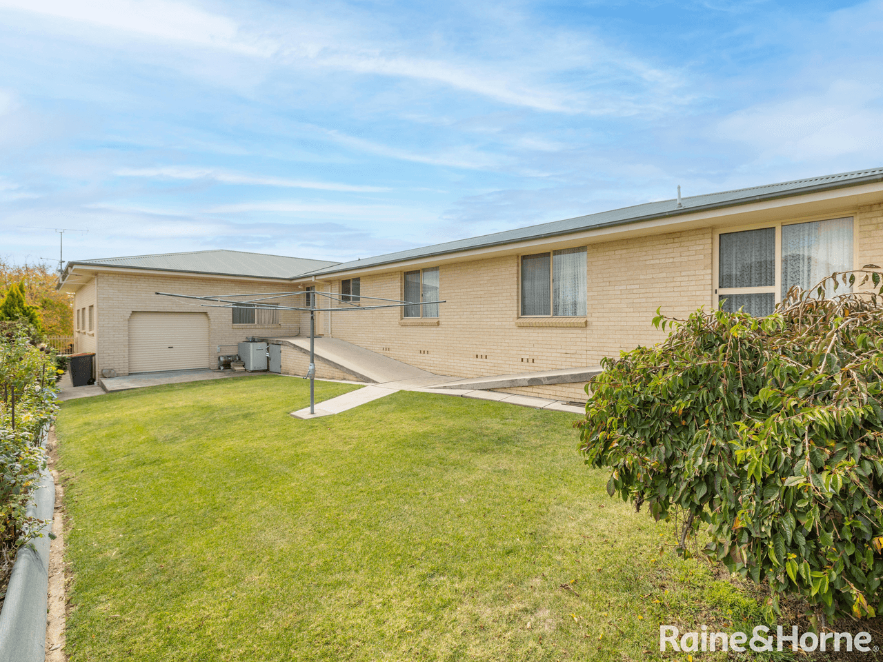 8 Maple Close, KELSO, NSW 2795