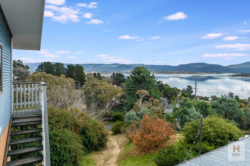 1 Jerrara Drive, East Jindabyne, NSW 2627