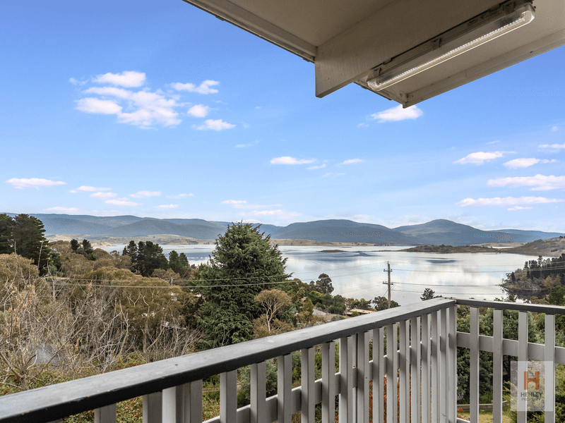 1 Jerrara Drive, East Jindabyne, NSW 2627