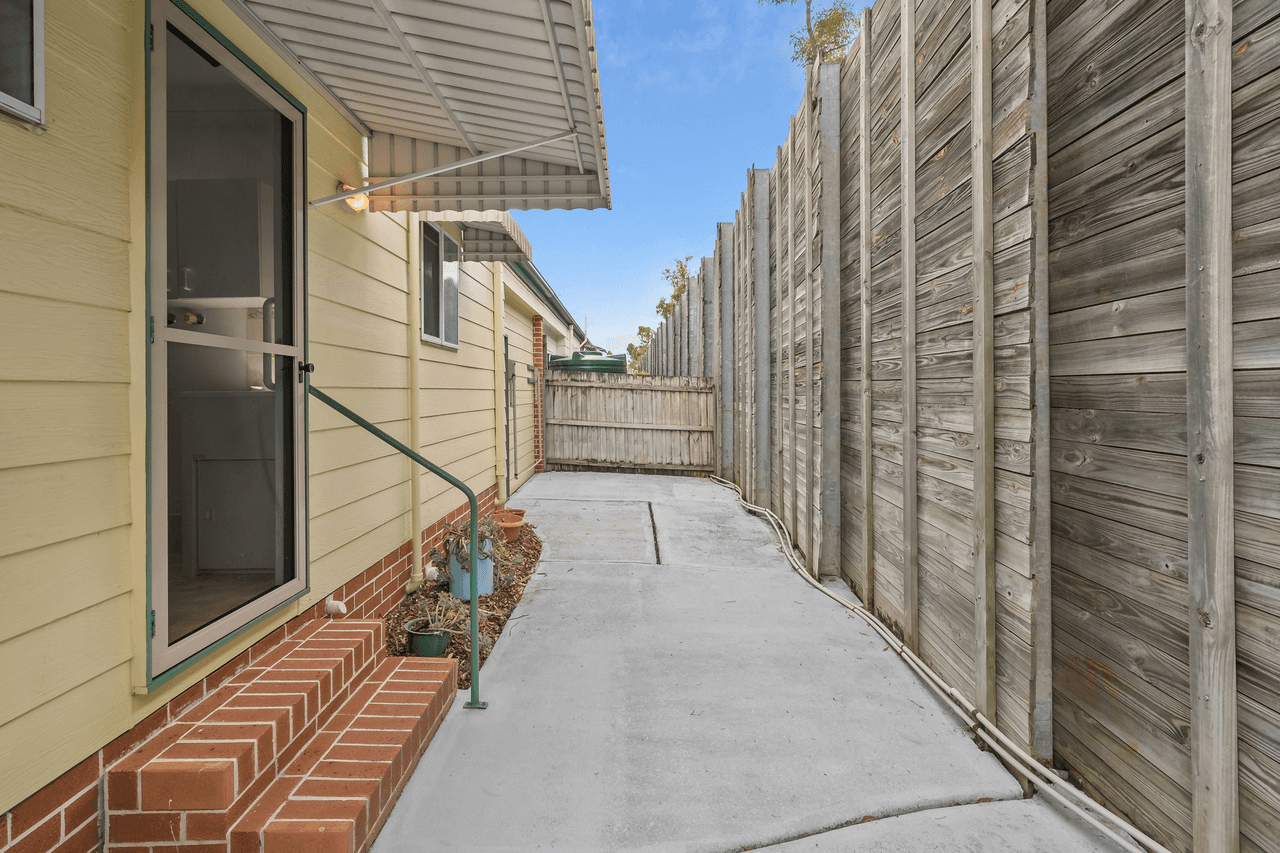 12a/2 Ford Court, Carindale, QLD 4152