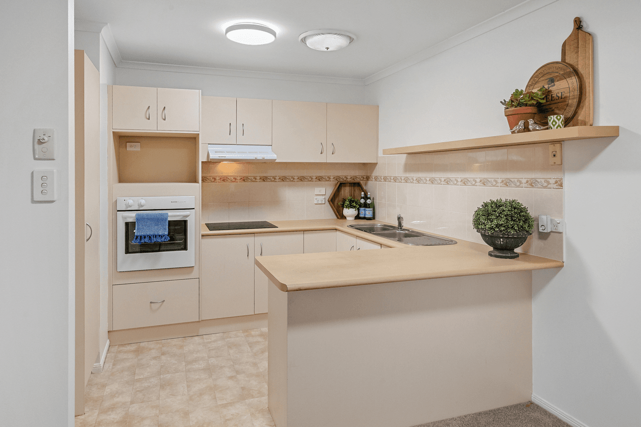 12a/2 Ford Court, Carindale, QLD 4152