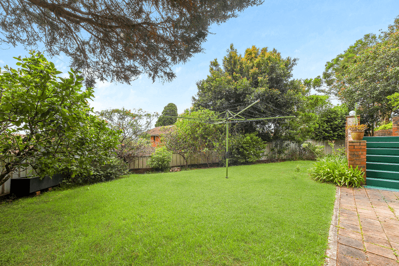 23 White Cedar Close, GREEN POINT, NSW 2251