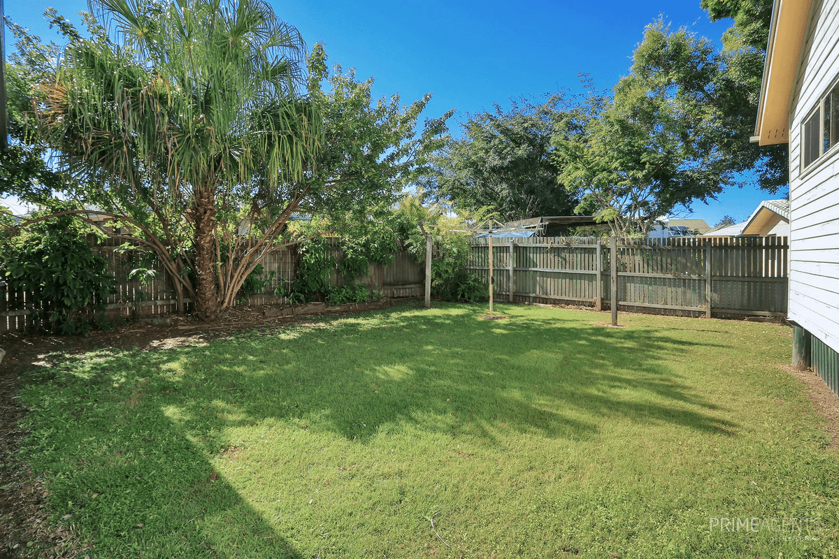 23 Warrego Drive, Point Vernon, QLD 4655