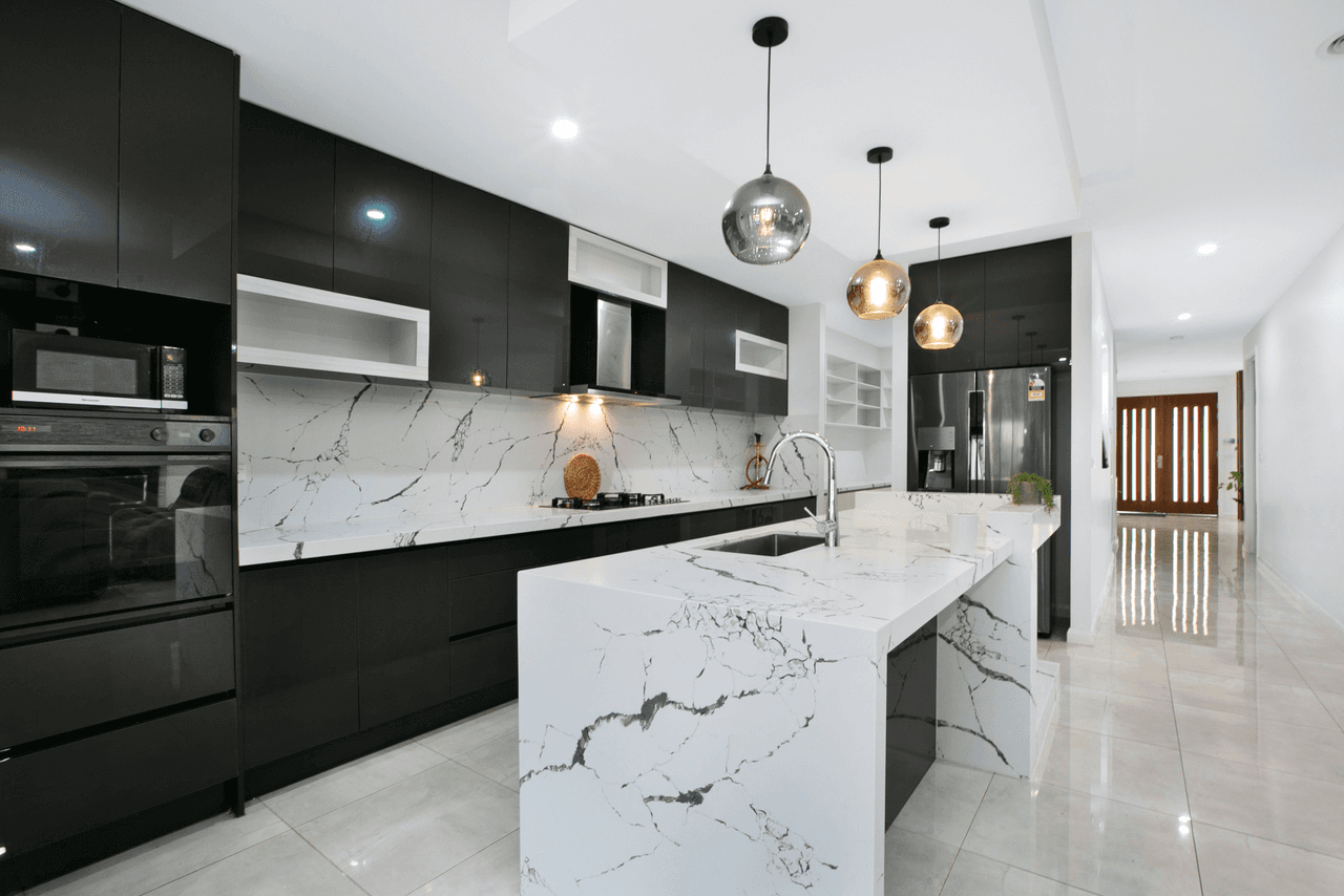 79 Broadhurst Avenue, RESERVOIR, VIC 3073