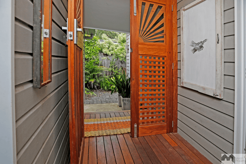 107 Marshall Street, Machans Beach, QLD 4878