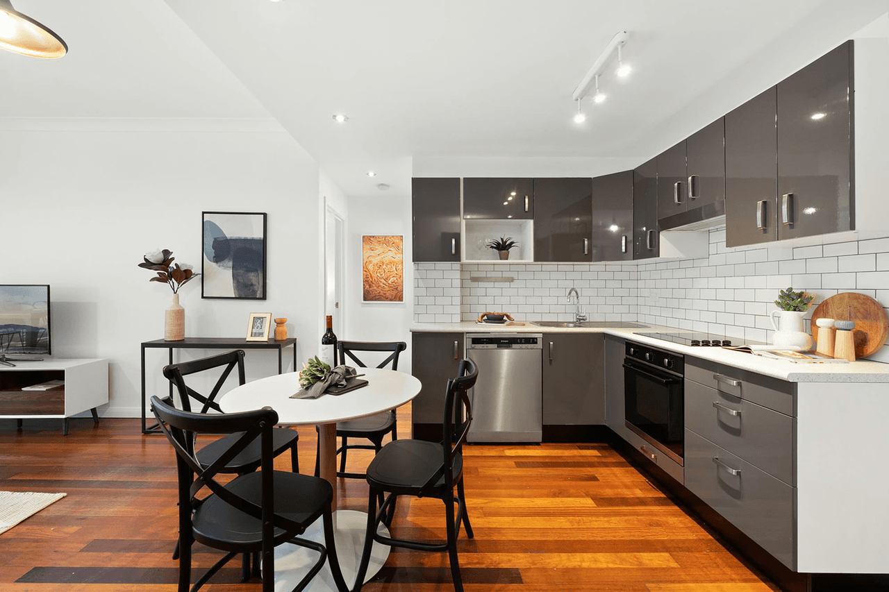 2/2 Dunblane Street, CAMPERDOWN, NSW 2050