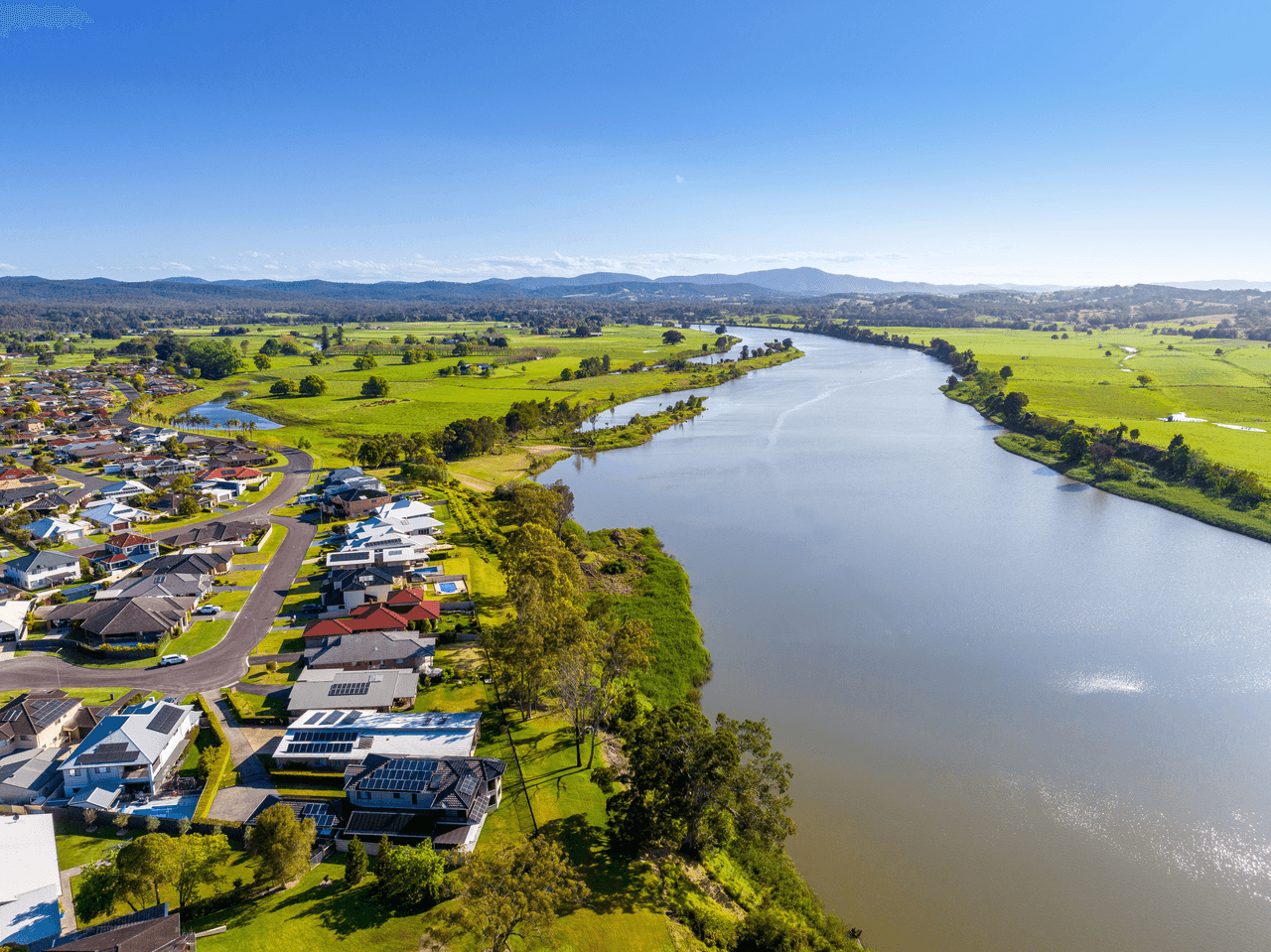 23 John Armstrong Close, TAREE, NSW 2430