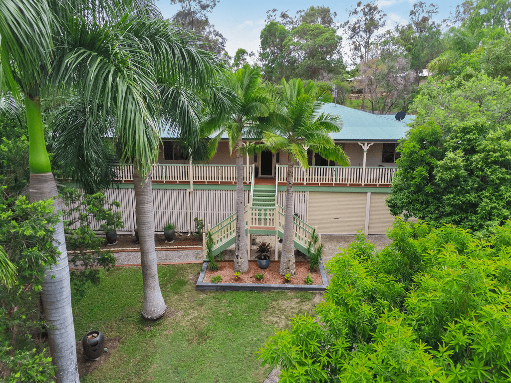 4 Austral Crescent, PACIFIC PINES, QLD 4211