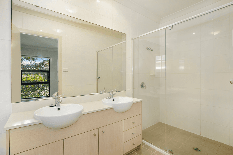 20 Kooindah Boulevarde, Wyong, NSW 2259