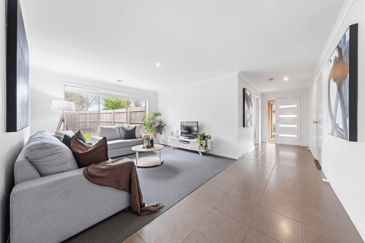 2/162 Union Road, LANGWARRIN, VIC 3910