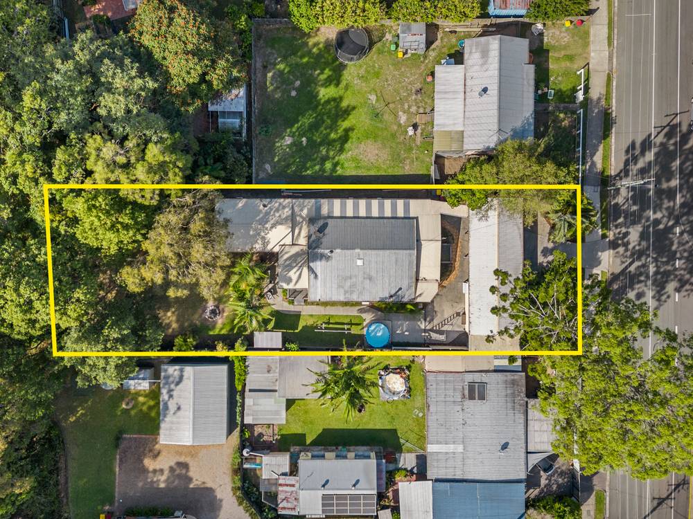 15 Myla Road, LANDSBOROUGH, QLD 4550