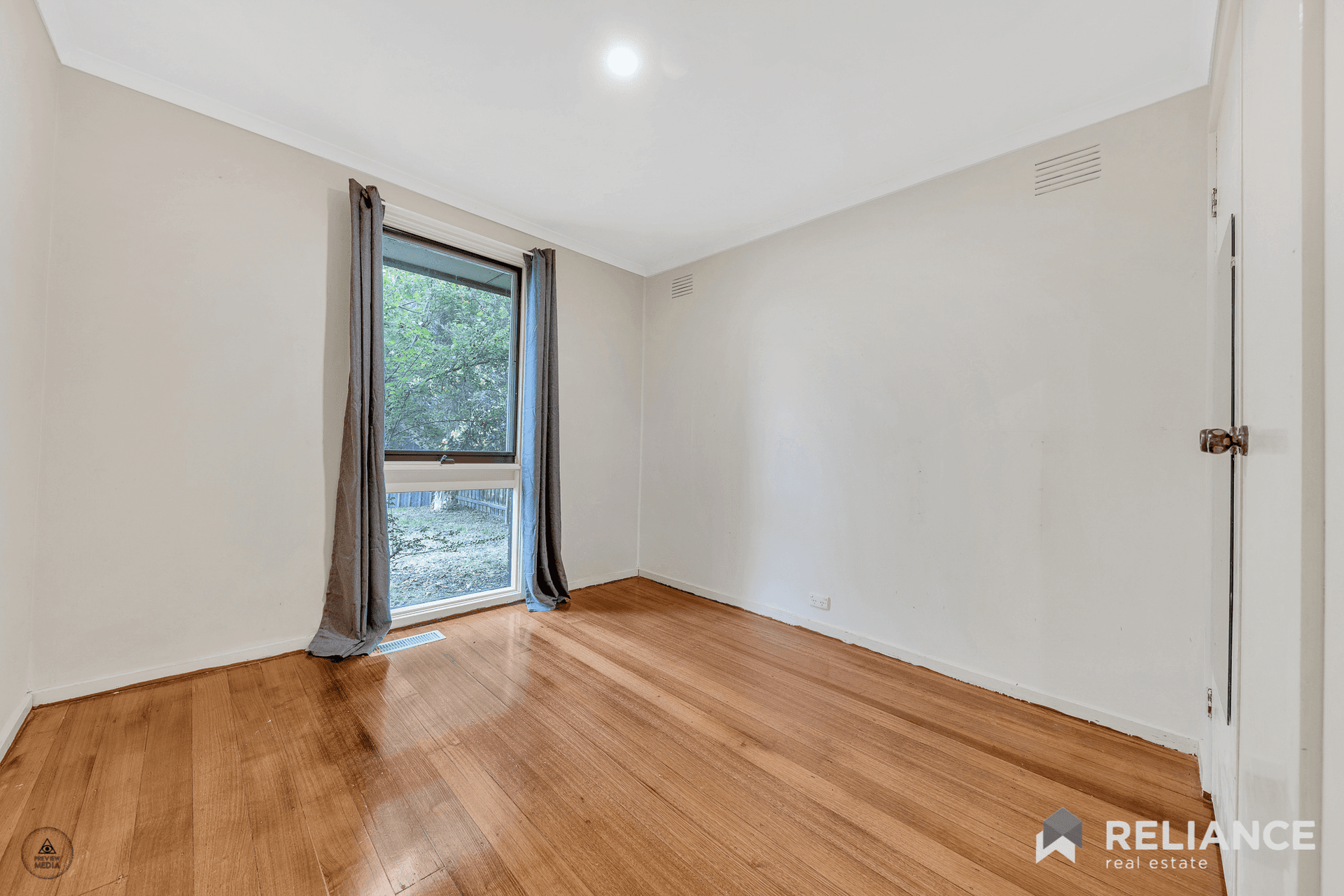 35 Oldershaw Road, Melton, VIC 3337