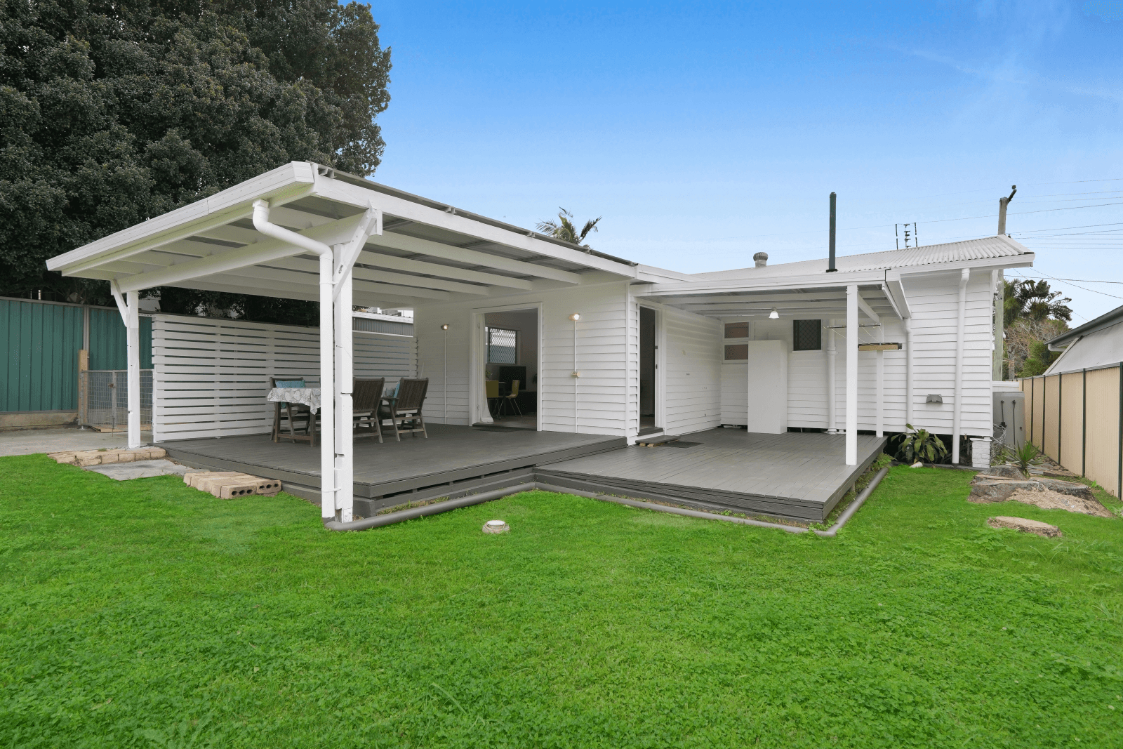 92 Turpin Road, LABRADOR, QLD 4215