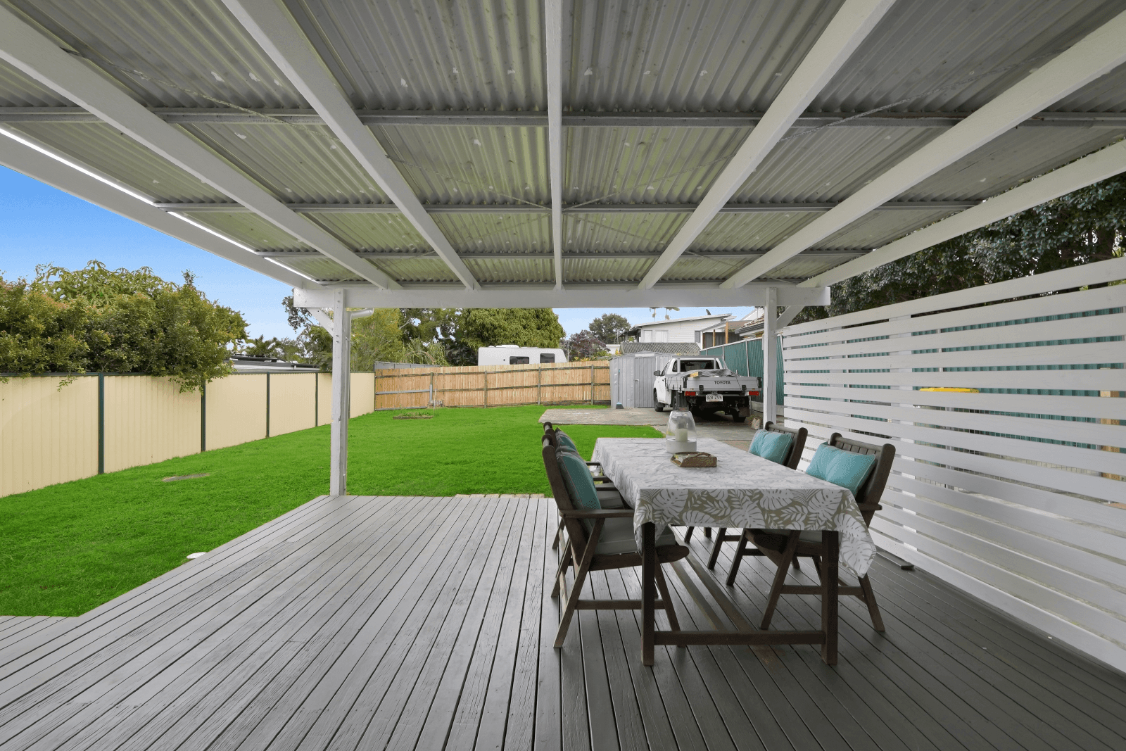 92 Turpin Road, LABRADOR, QLD 4215