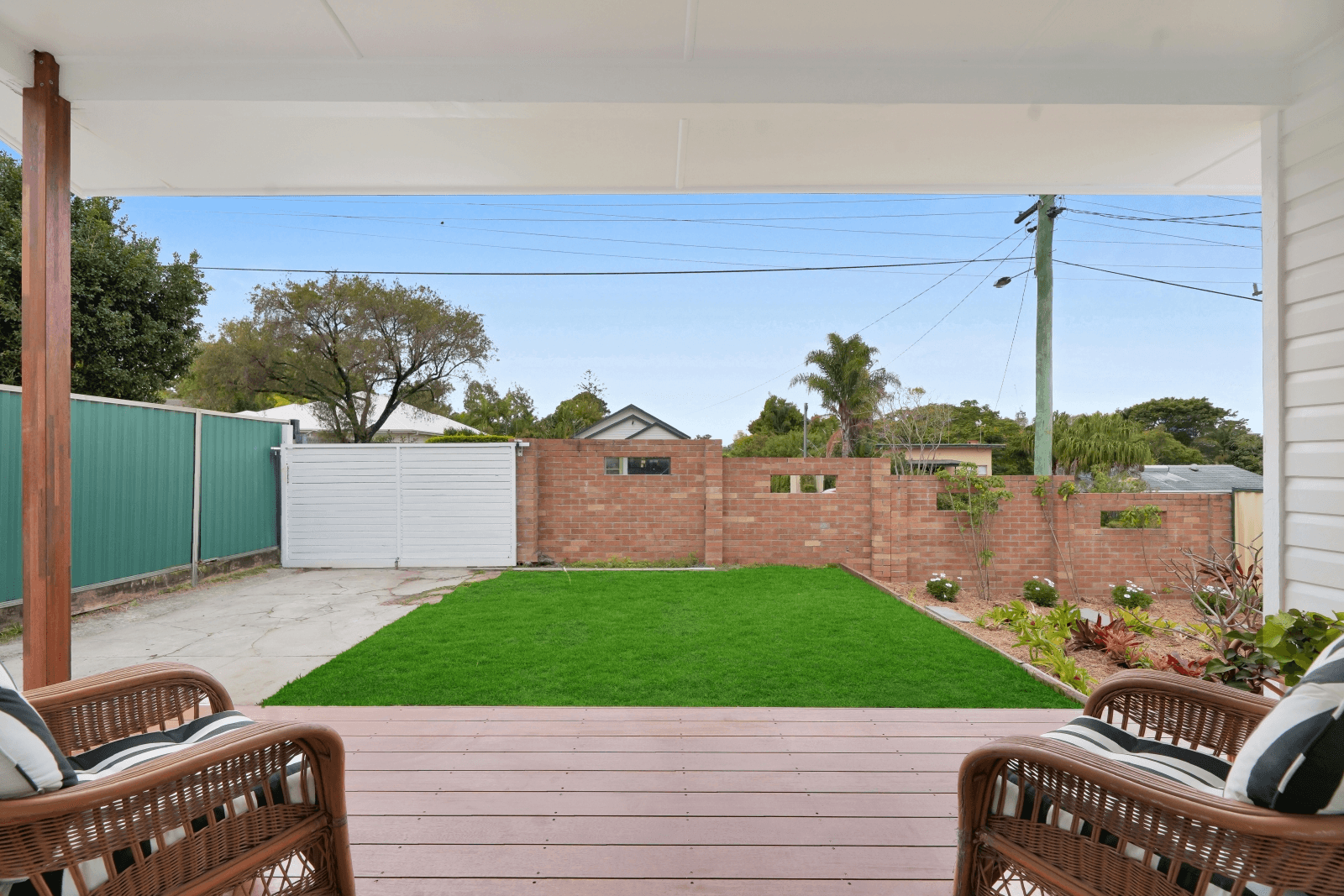 92 Turpin Road, LABRADOR, QLD 4215