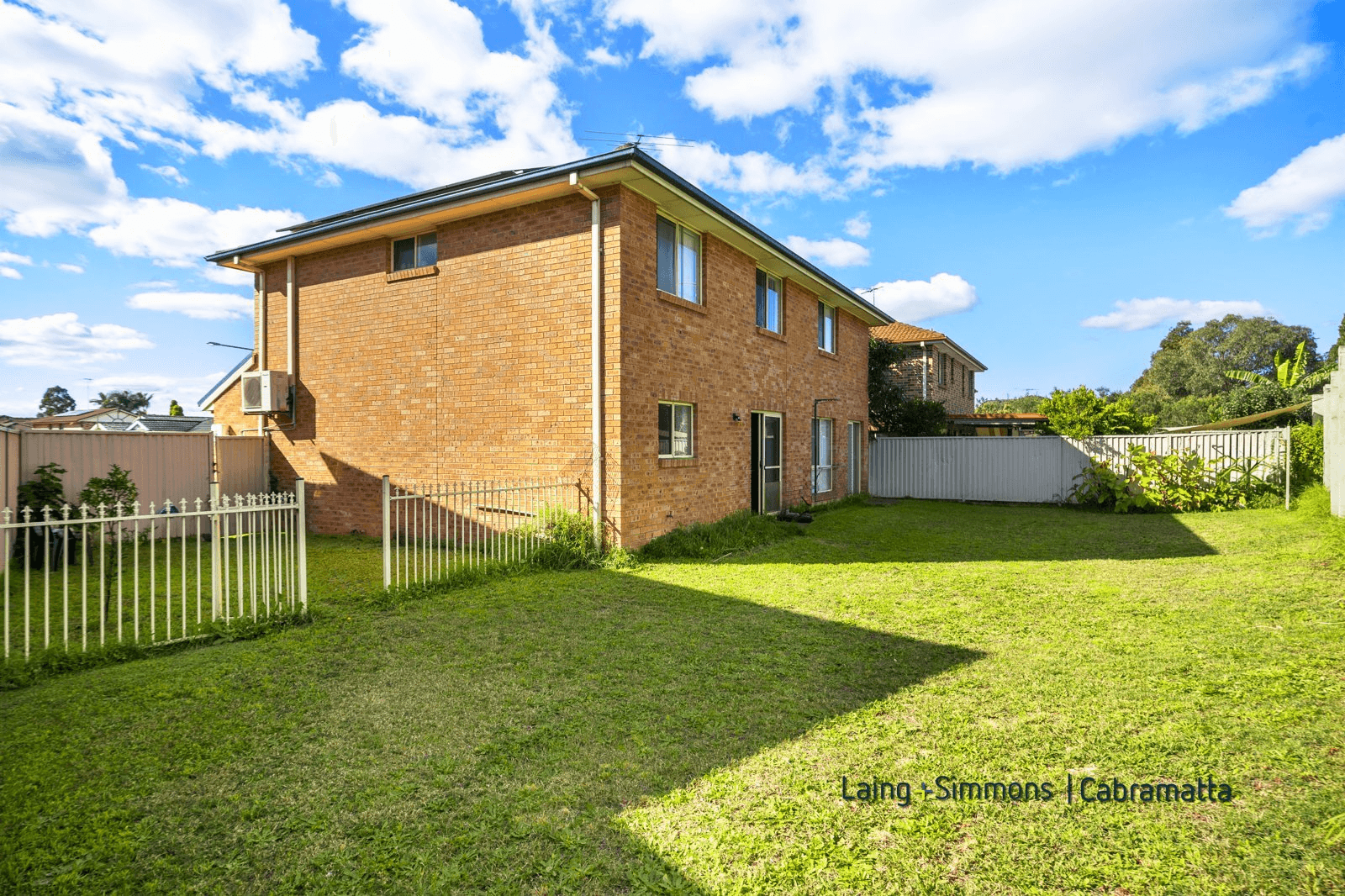 15 Tingha Close, Hinchinbrook, NSW 2168