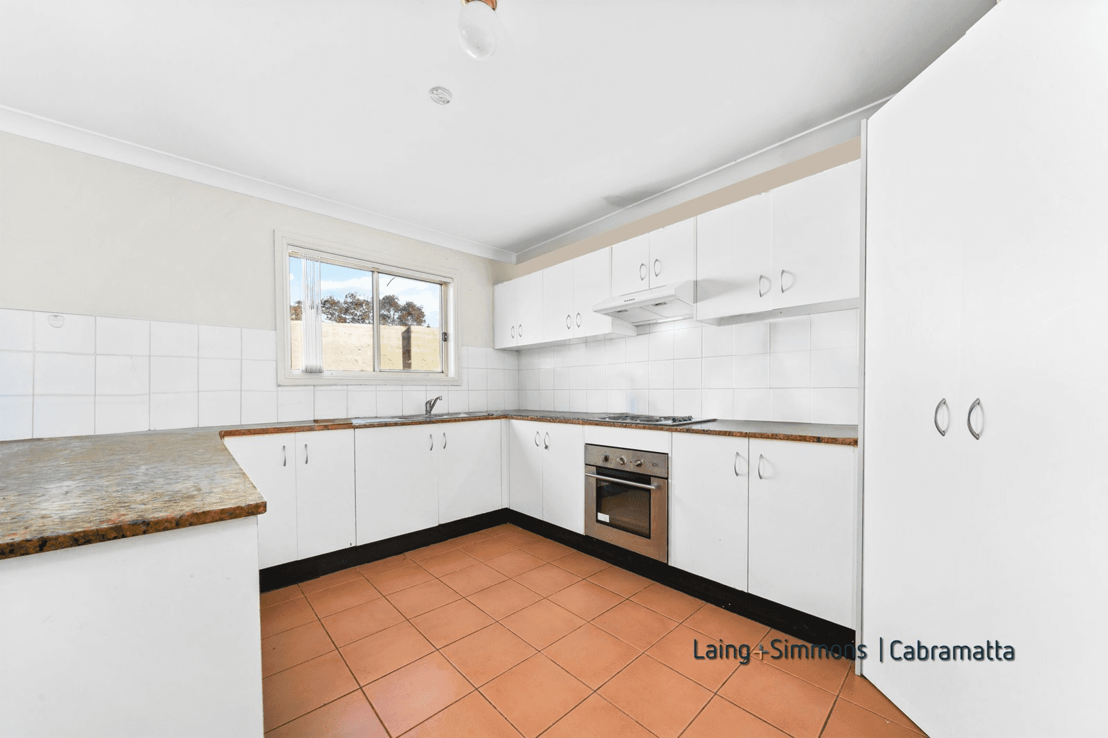 15 Tingha Close, Hinchinbrook, NSW 2168