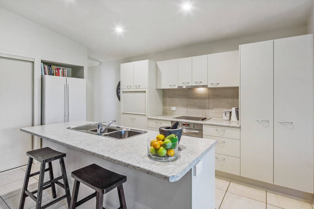 14 Pinbarren Court, COOROY, QLD 4563
