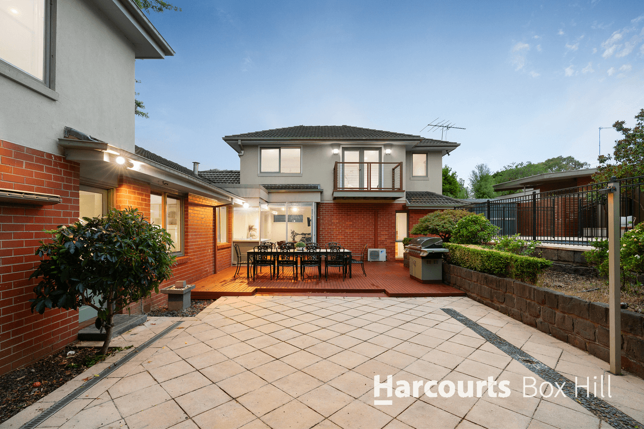 4 Toronto Avenue, DONCASTER, VIC 3108