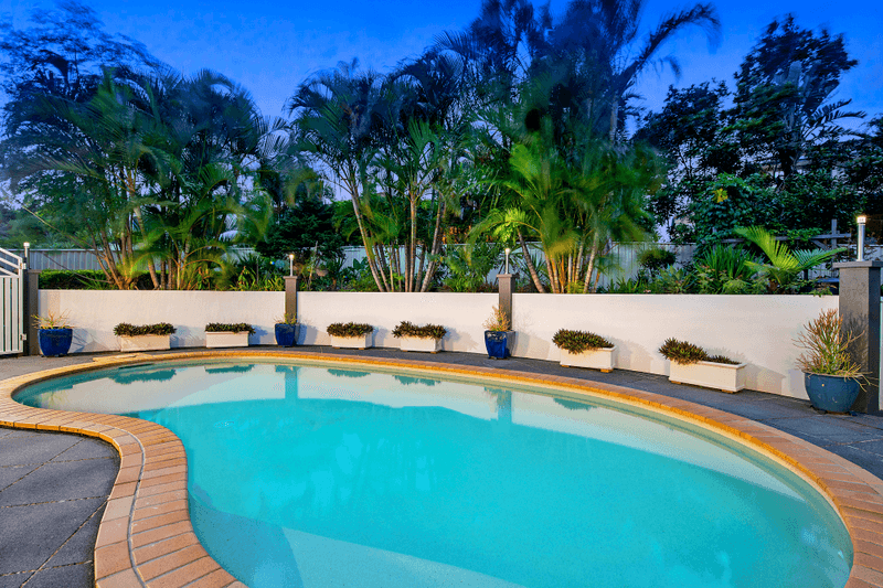 3 Mellissah Crescent, ARUNDEL, QLD 4214