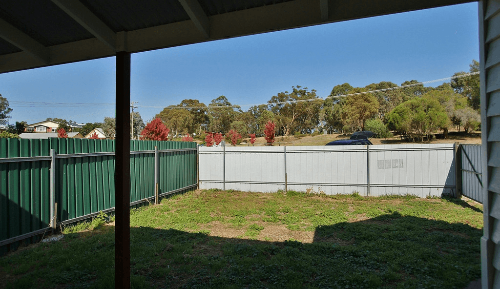 4 Camp St, HEATHCOTE, VIC 3523