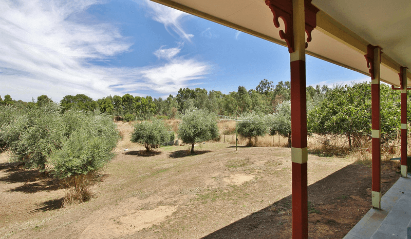 24 Old Heathcote Road, HEATHCOTE, VIC 3523